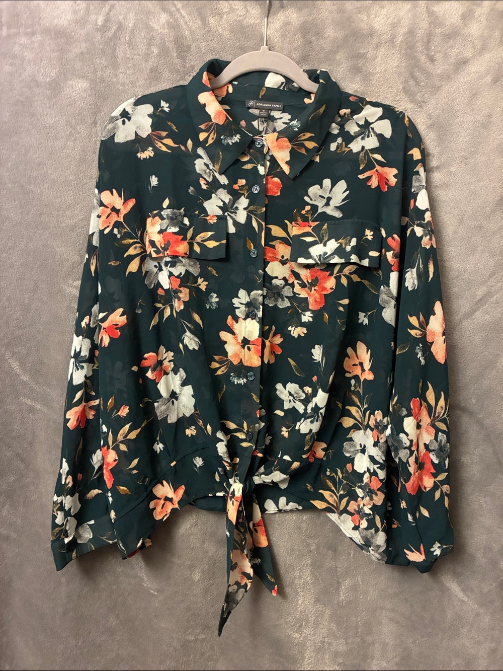 Adrianna Papell Sheer Dark Green Floral Tie-Front Button Shirt. 1X. EUC.